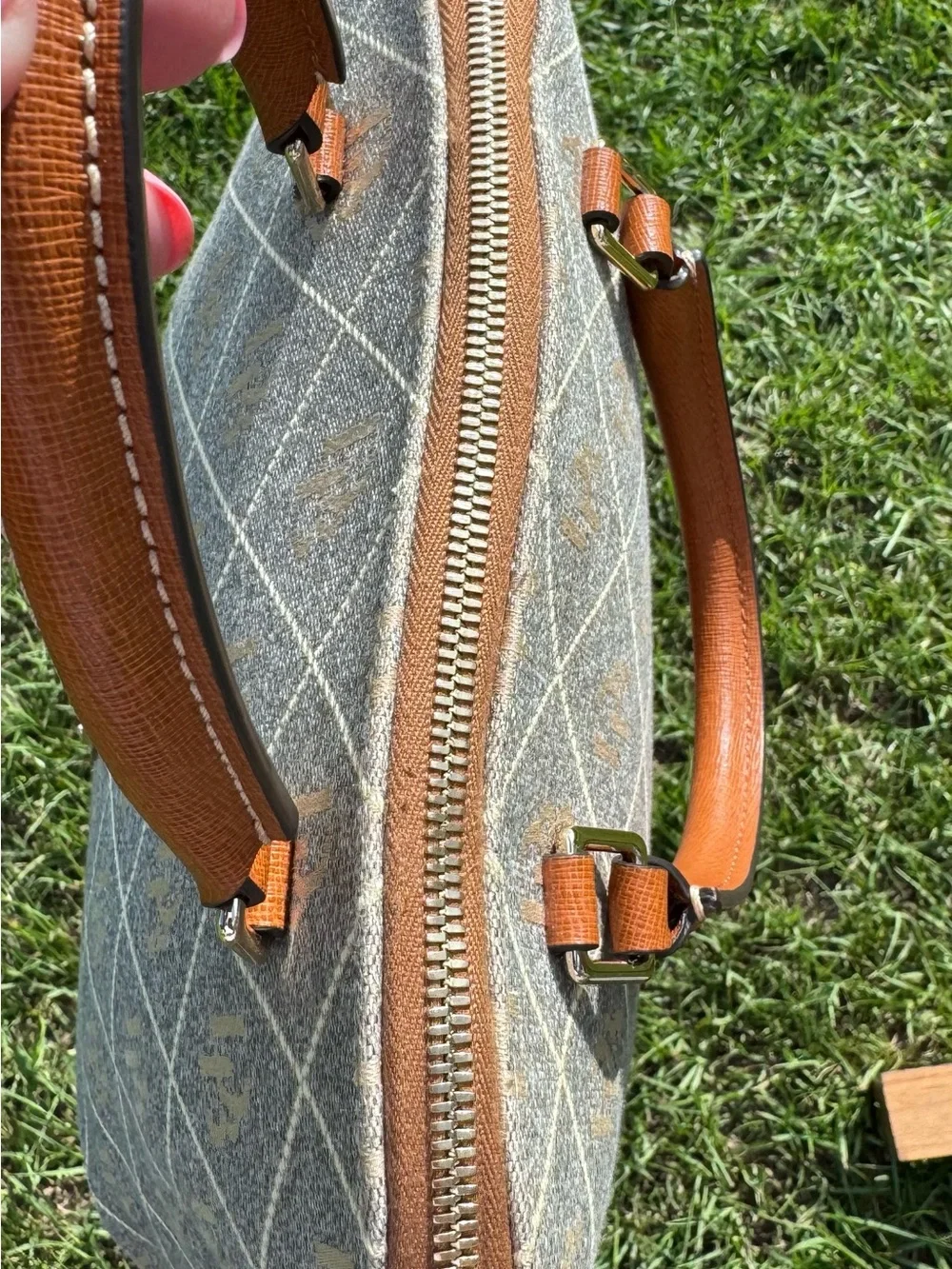 Ladies Dooney & Bourke Dome Gretta Signature Satchel Purse